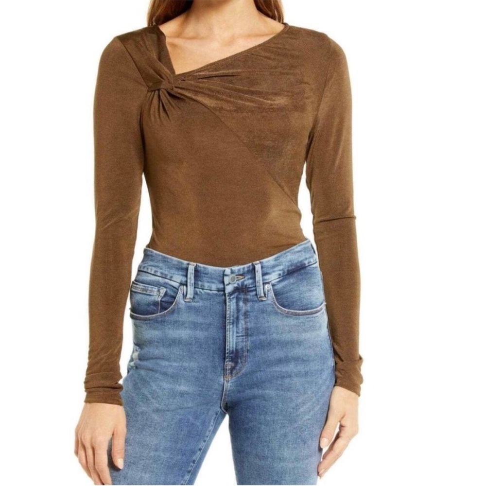 GOOD AMERICAN Shimmer Asymmetrical Top